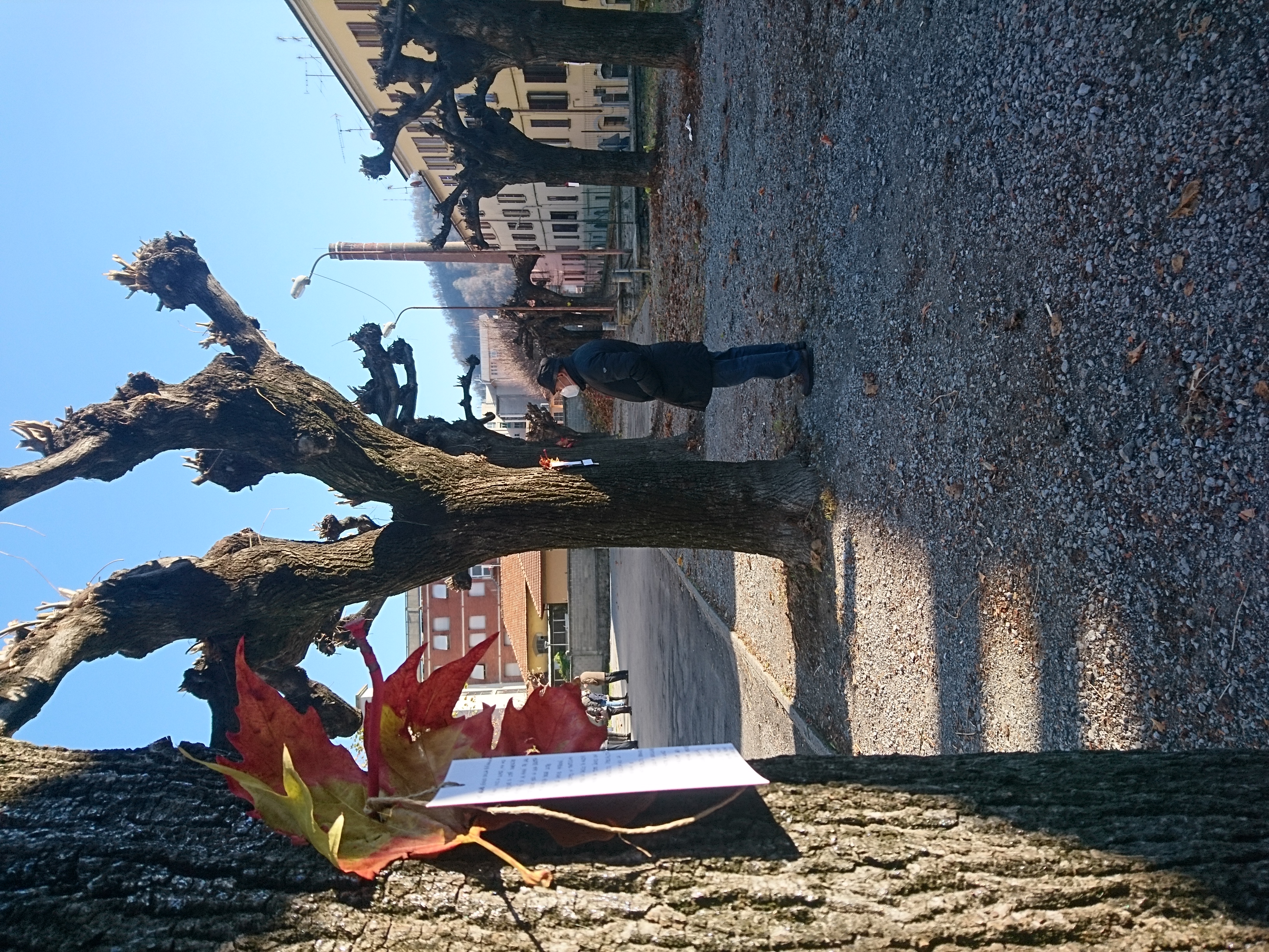 Spògliati Spogliàti